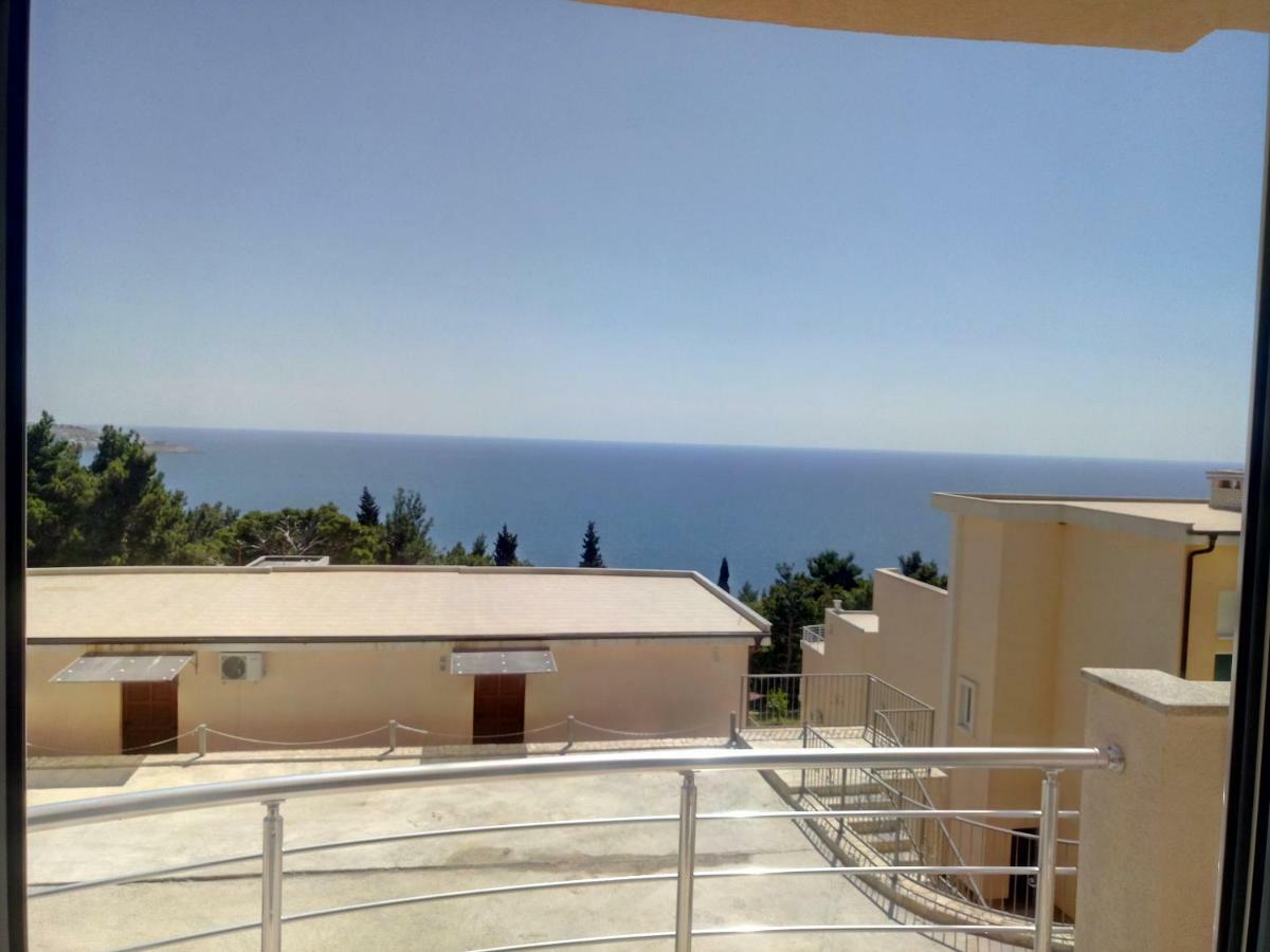 Villa Grand Bar Rom bilde